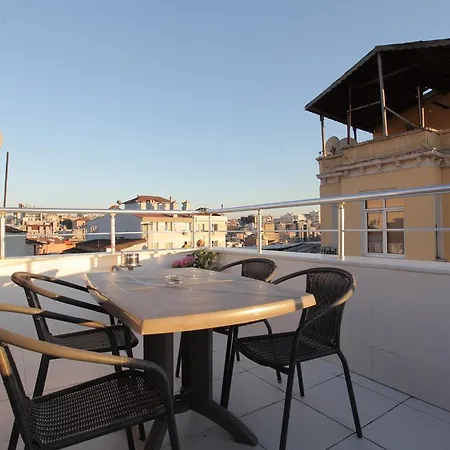 Taksim Brand Apart Otel 5*
