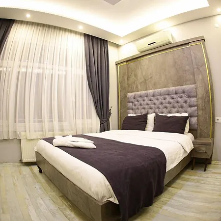 Taksim Brand Стамбул