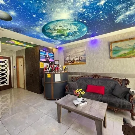 Taksim Brand Стамбул